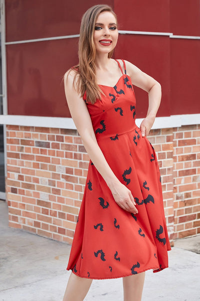 Vintage Kjole I Gotisk Stil Med Flagermusprint